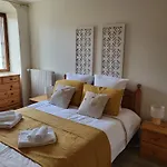 بيت للعطل Domaine Les Roses Du Vieux Chai Doué-la-Fontaine