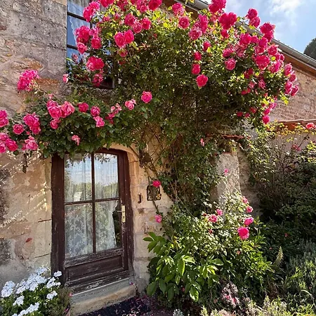 Domaine Les Roses Du Vieux Chai Feriehus Doué-la-Fontaine