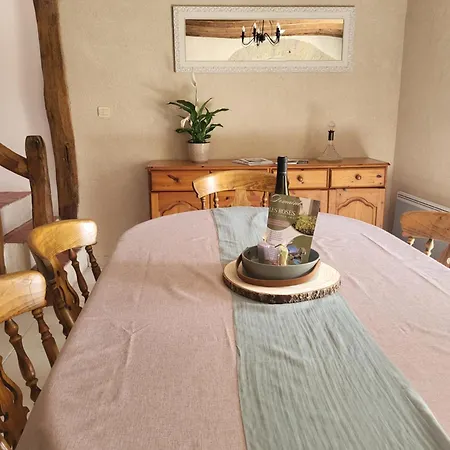 Domaine Les Roses Du Vieux Chai Feriehus *
