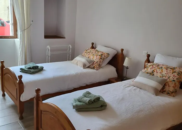 Domaine Les Roses Du Vieux Chai *